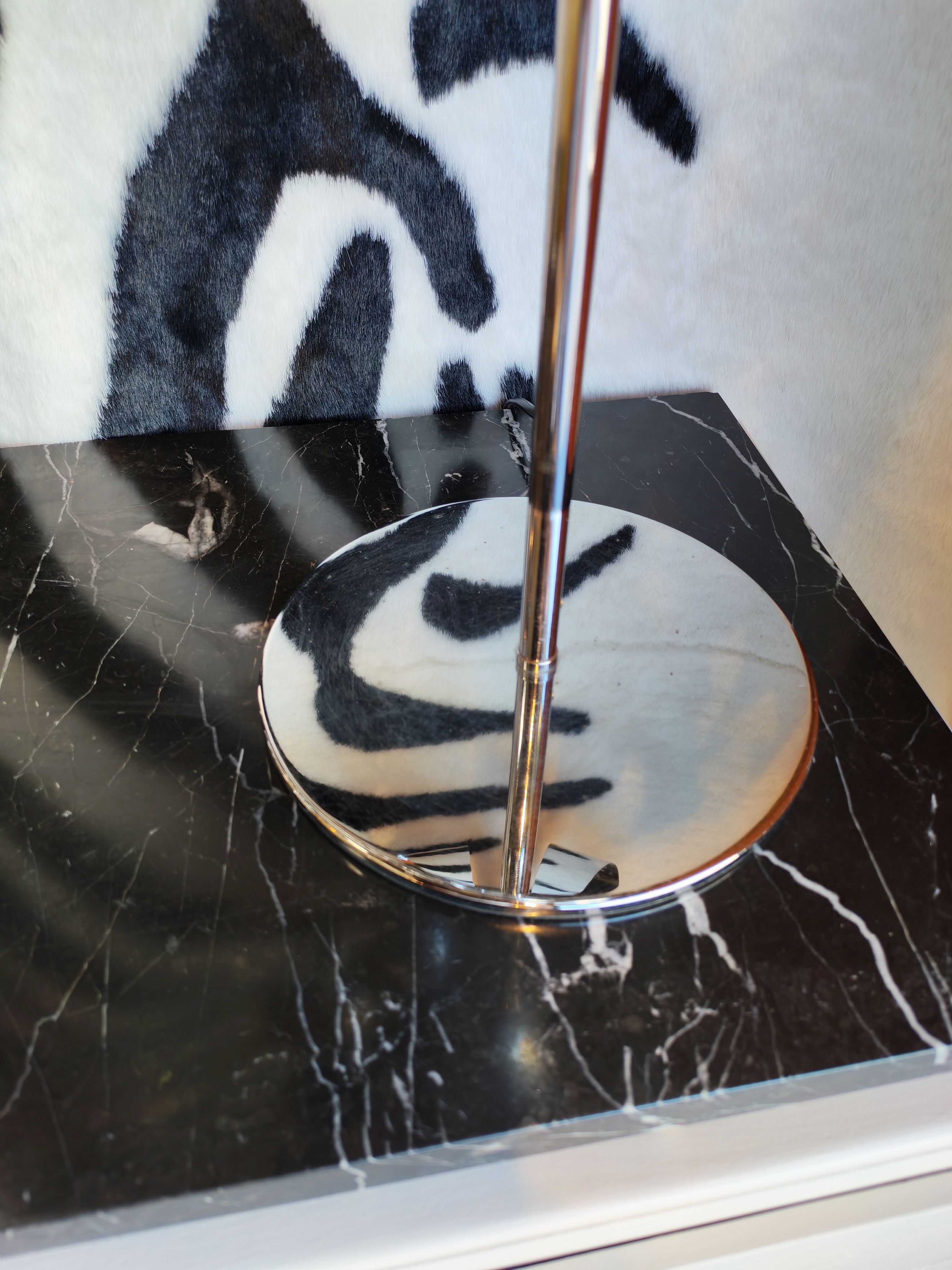 Pair of space age lamps model Eres