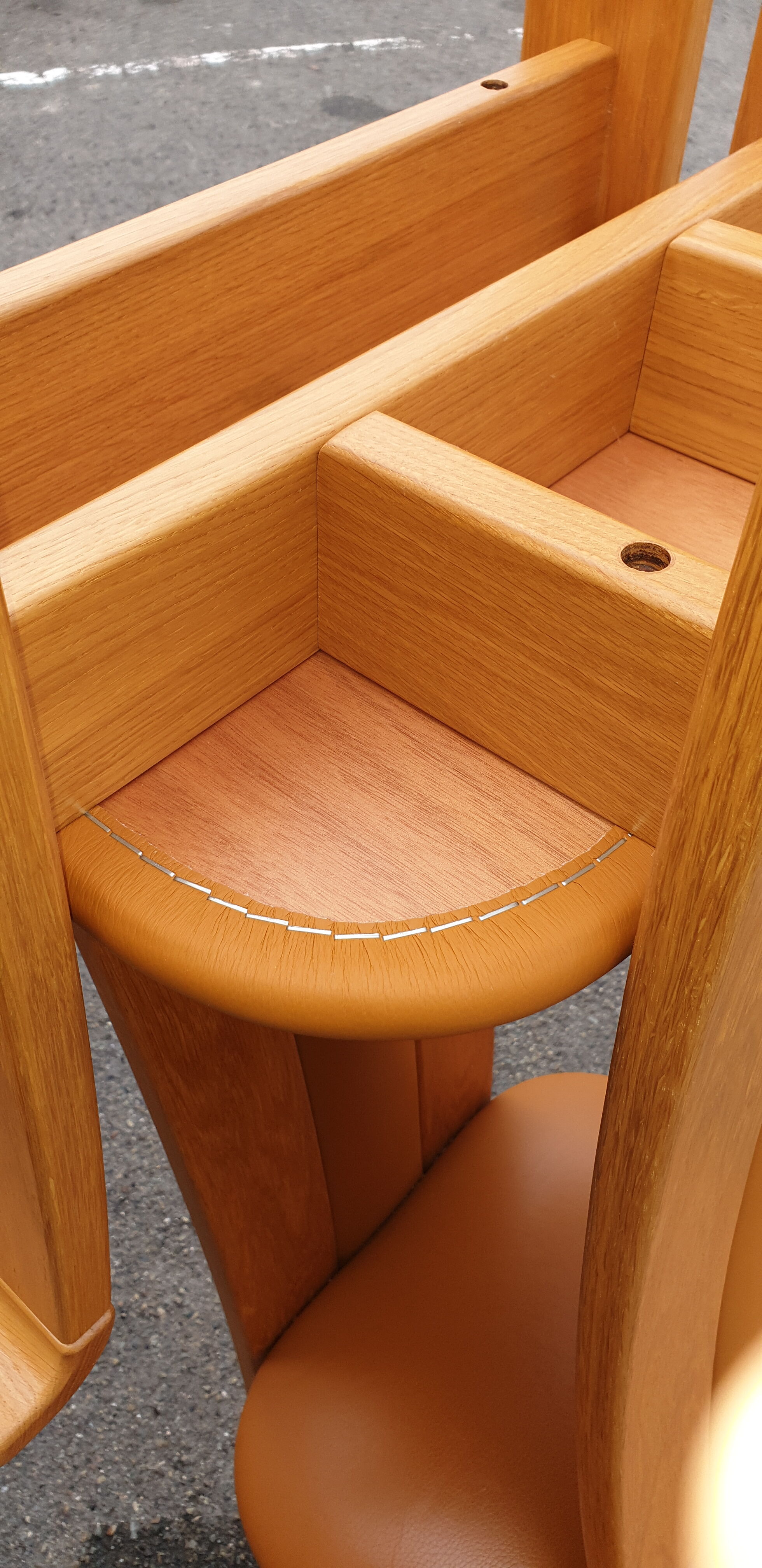 4 fauteuils de table design bois et cuir