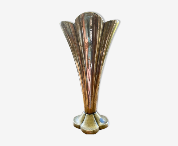 Ancien vase en laiton