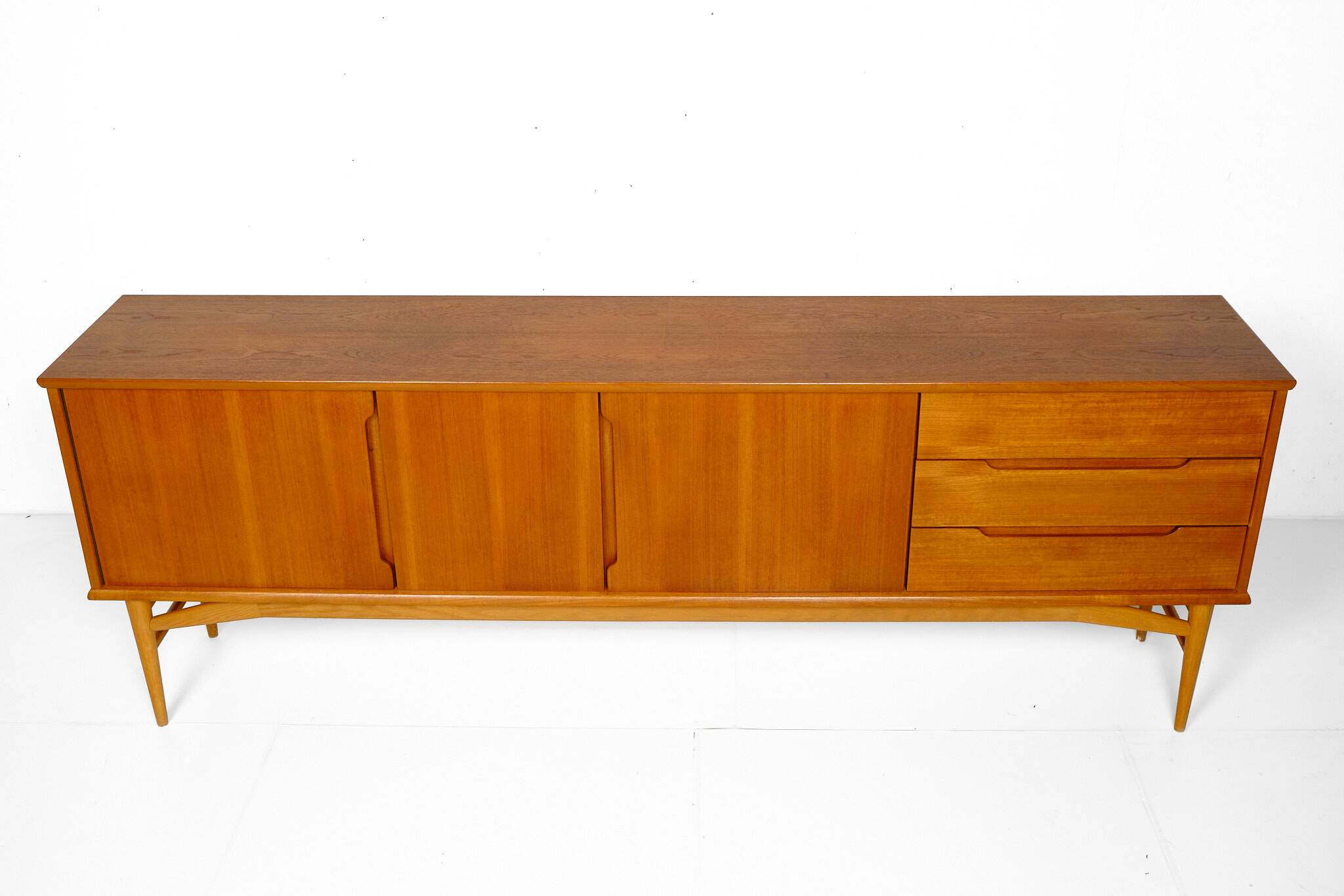 Teak enfilade, Fredericia, by Borge Mogensen, built around 1970.