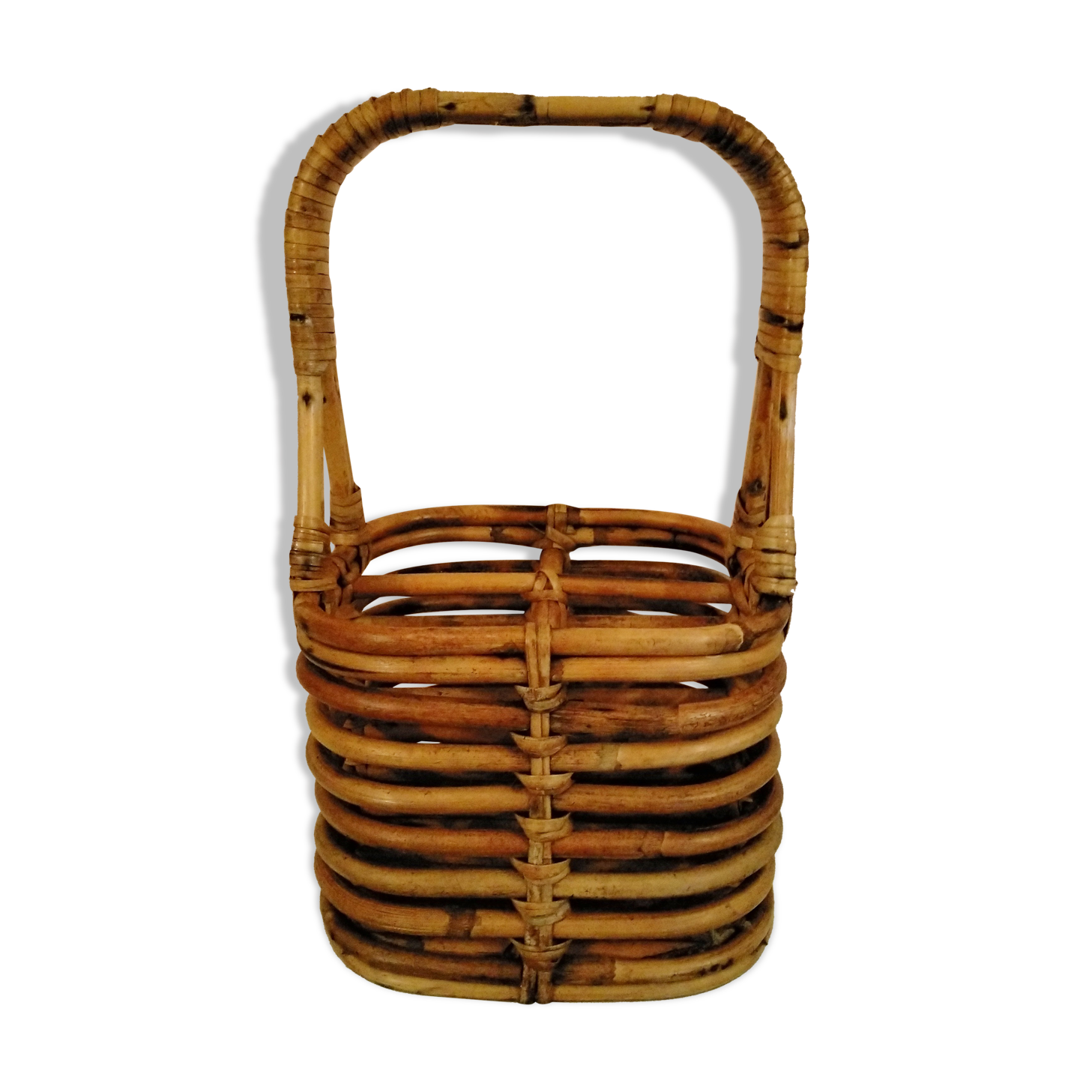 Rattan bottles holder