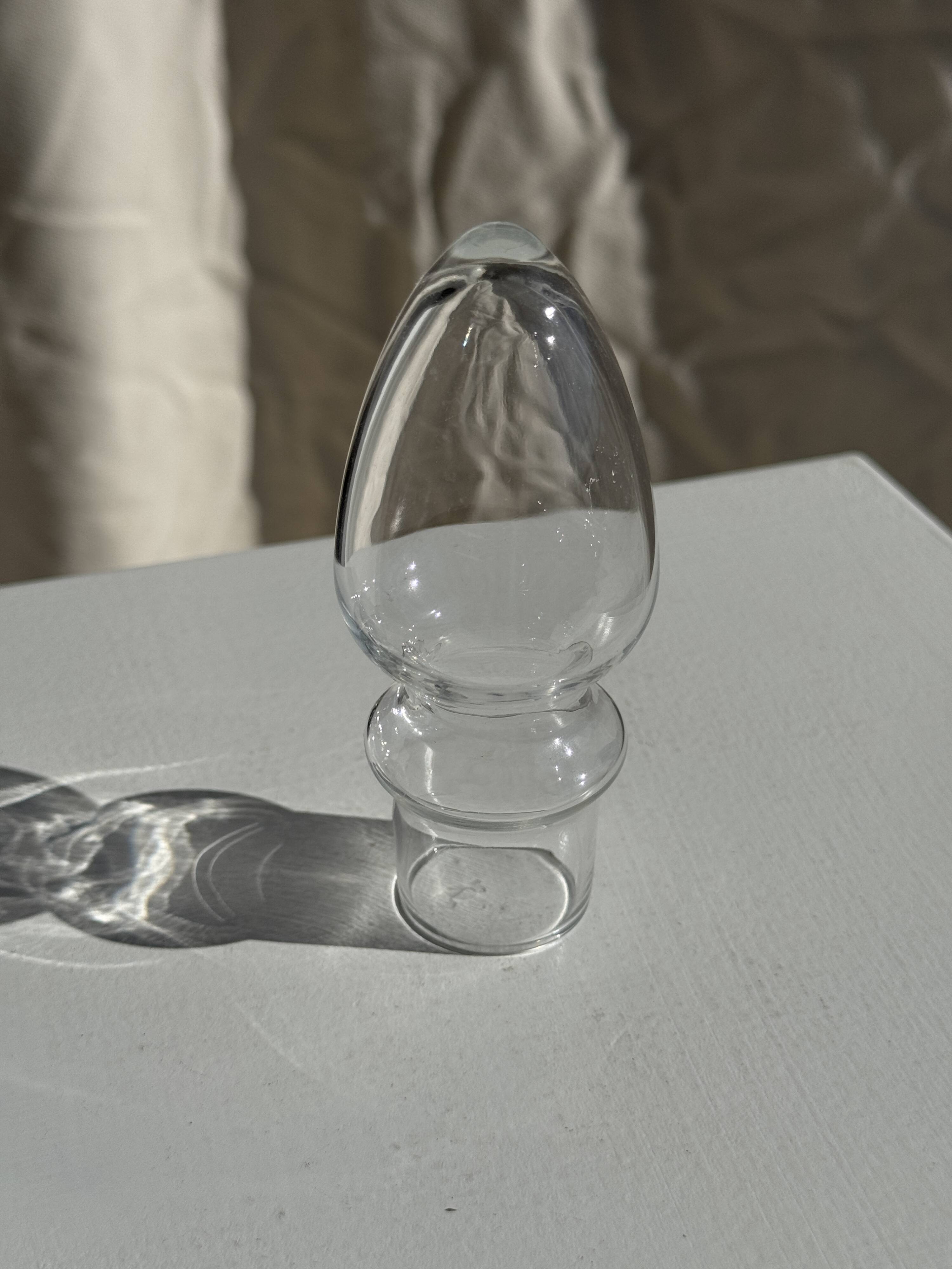 Glass carafe with stopper D11 H35.5