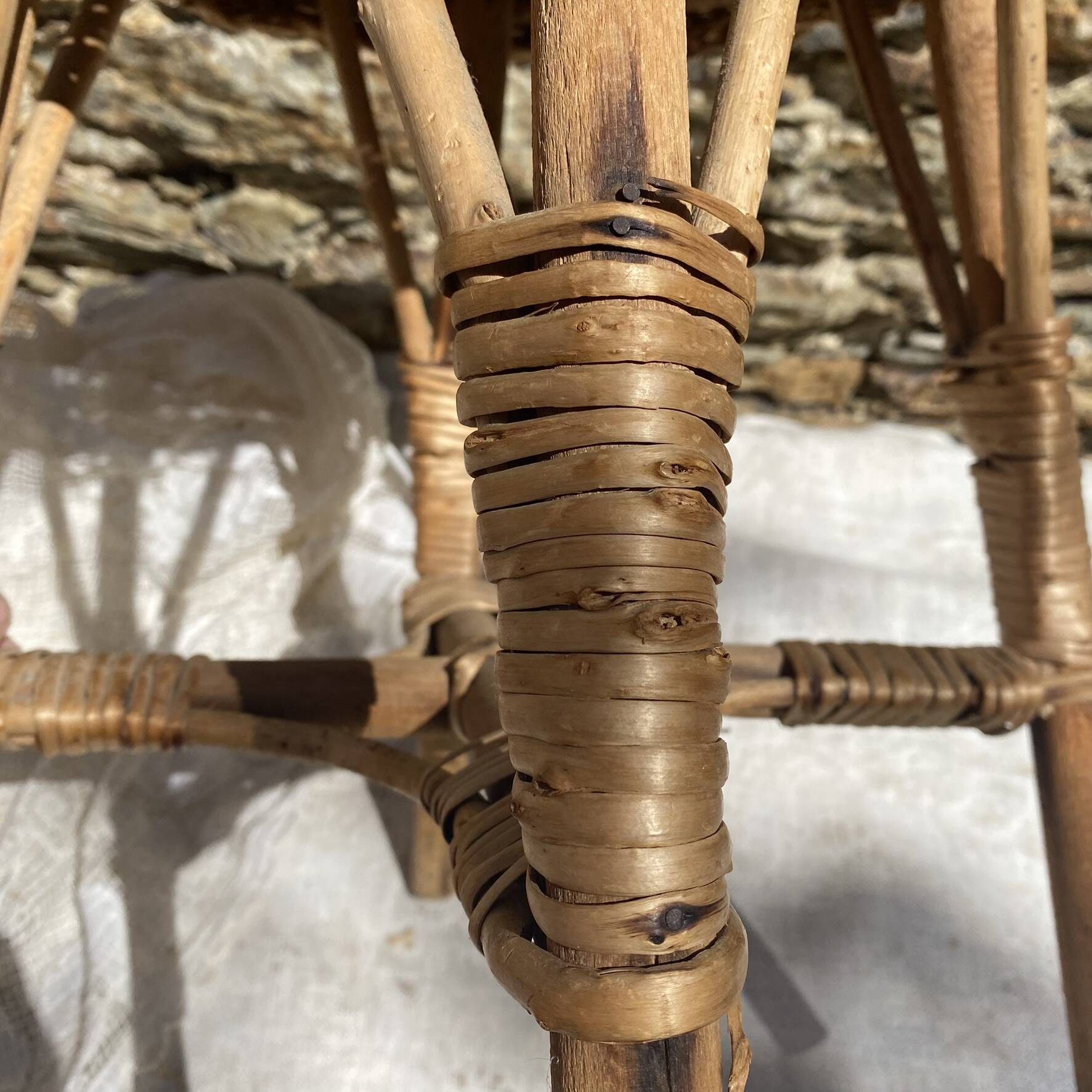 Tabouret en rotin et bois,   années 60