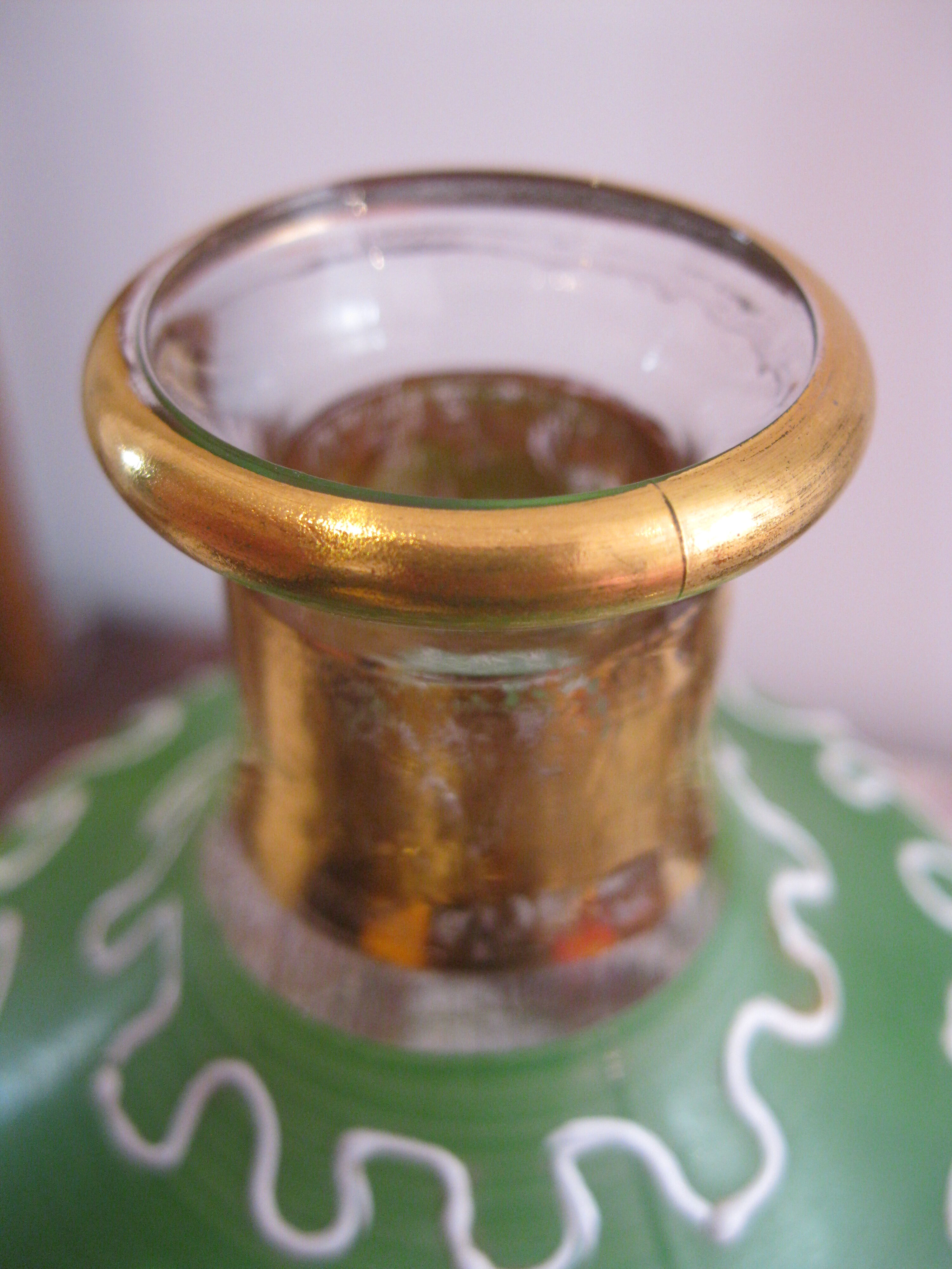 Carafe Art Déco verte et dorée