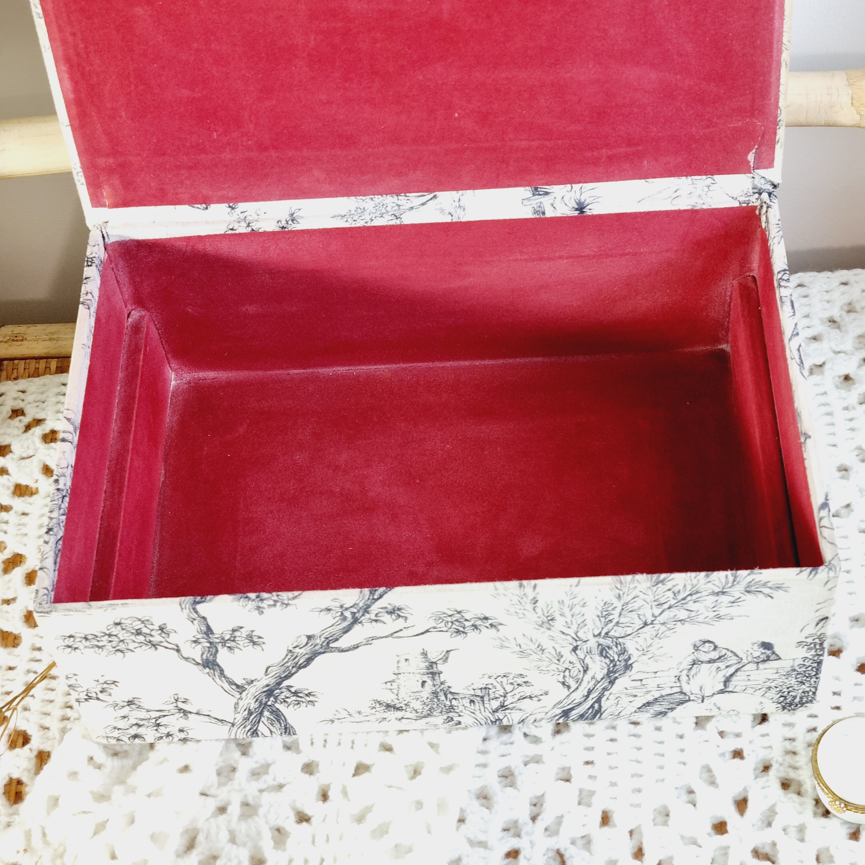 Large antique box made of toile de jouy