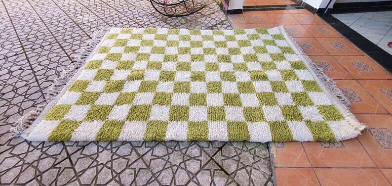 Handmade traditional Moroccan wool rug size 140 x 260 cm.