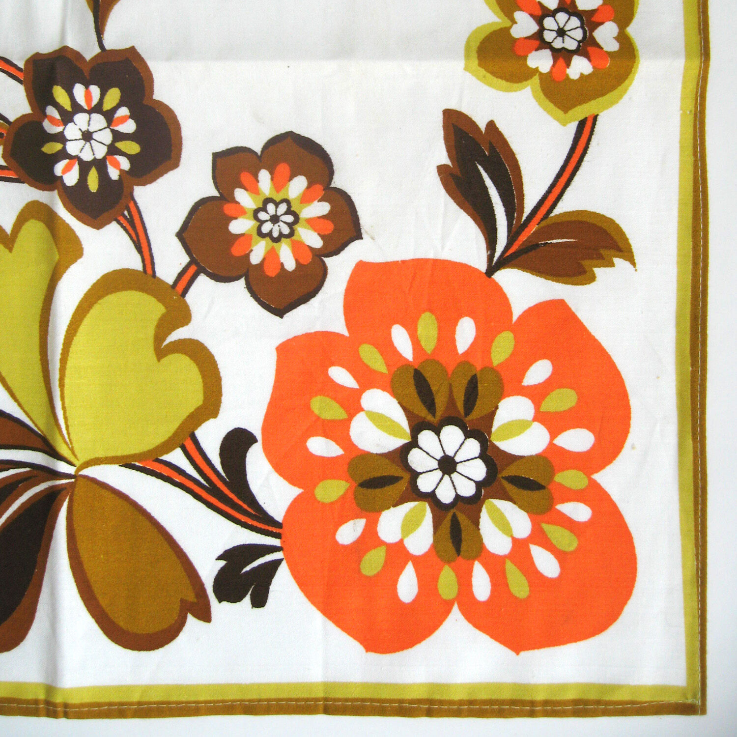 6 cotton napkins, orange and brown flower patterns on a white background - vintage 70s