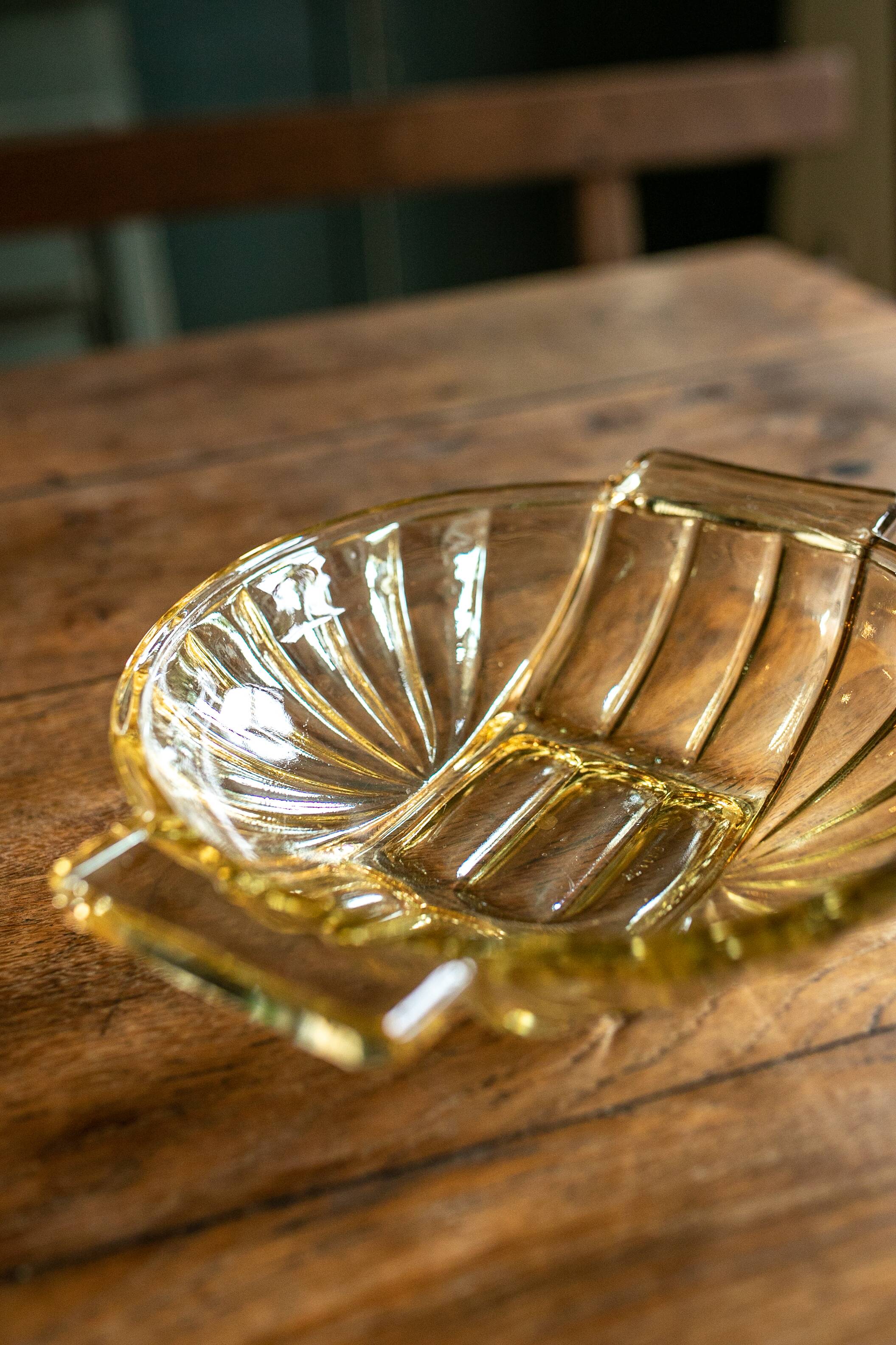 The iridescent glass dish