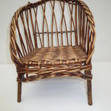 Ancien fauteuil en osier pour poupées, jouet