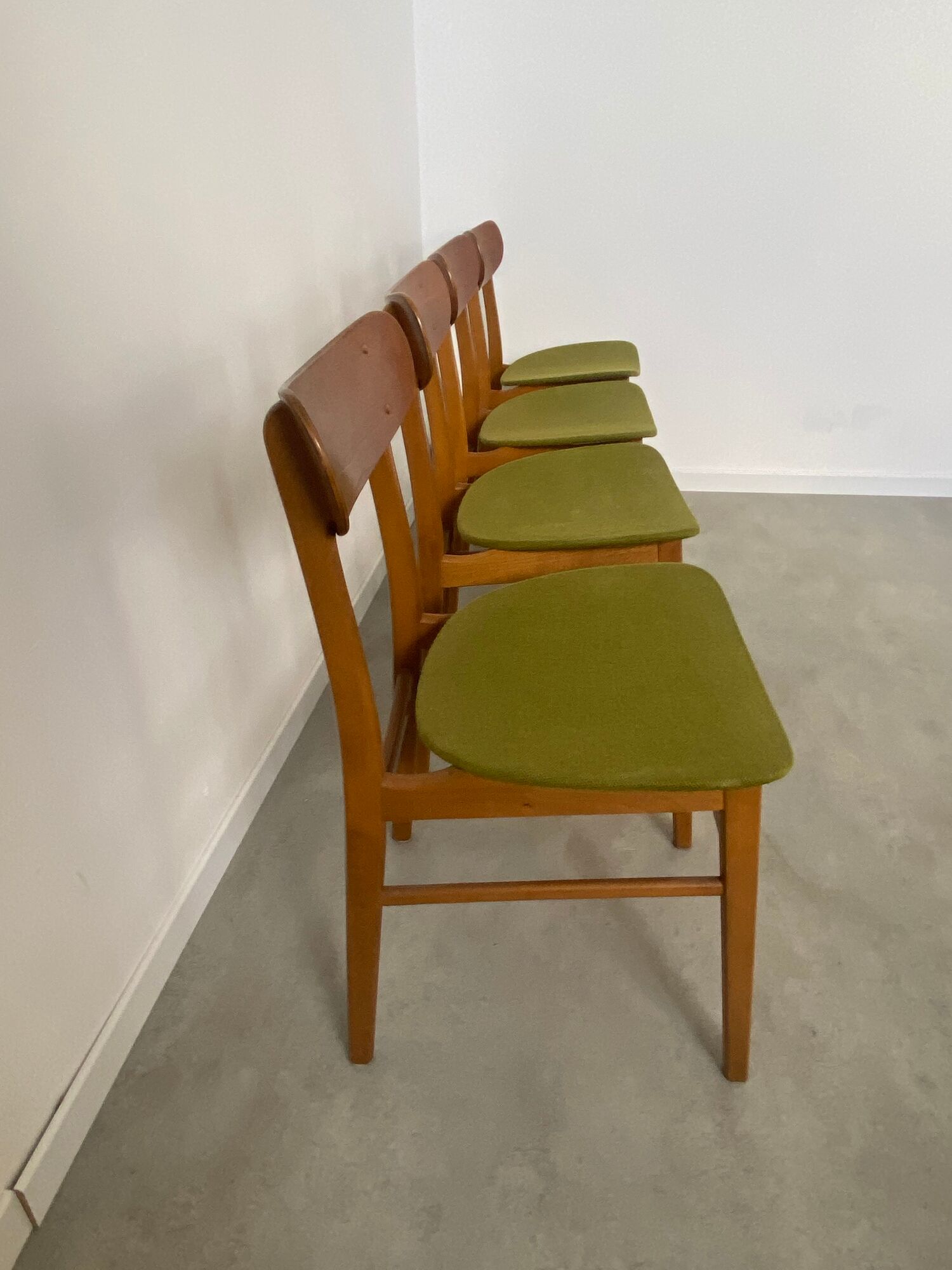 4 old vintage Scandinavian design chairs