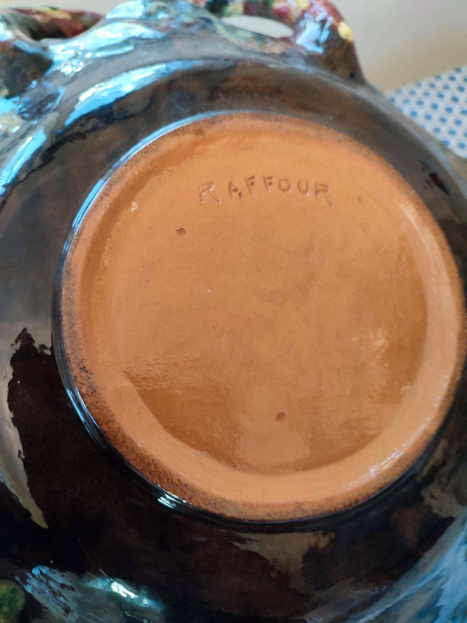 Original fruit bowl dating from the mid-20th century signed raymond raffour in good condition