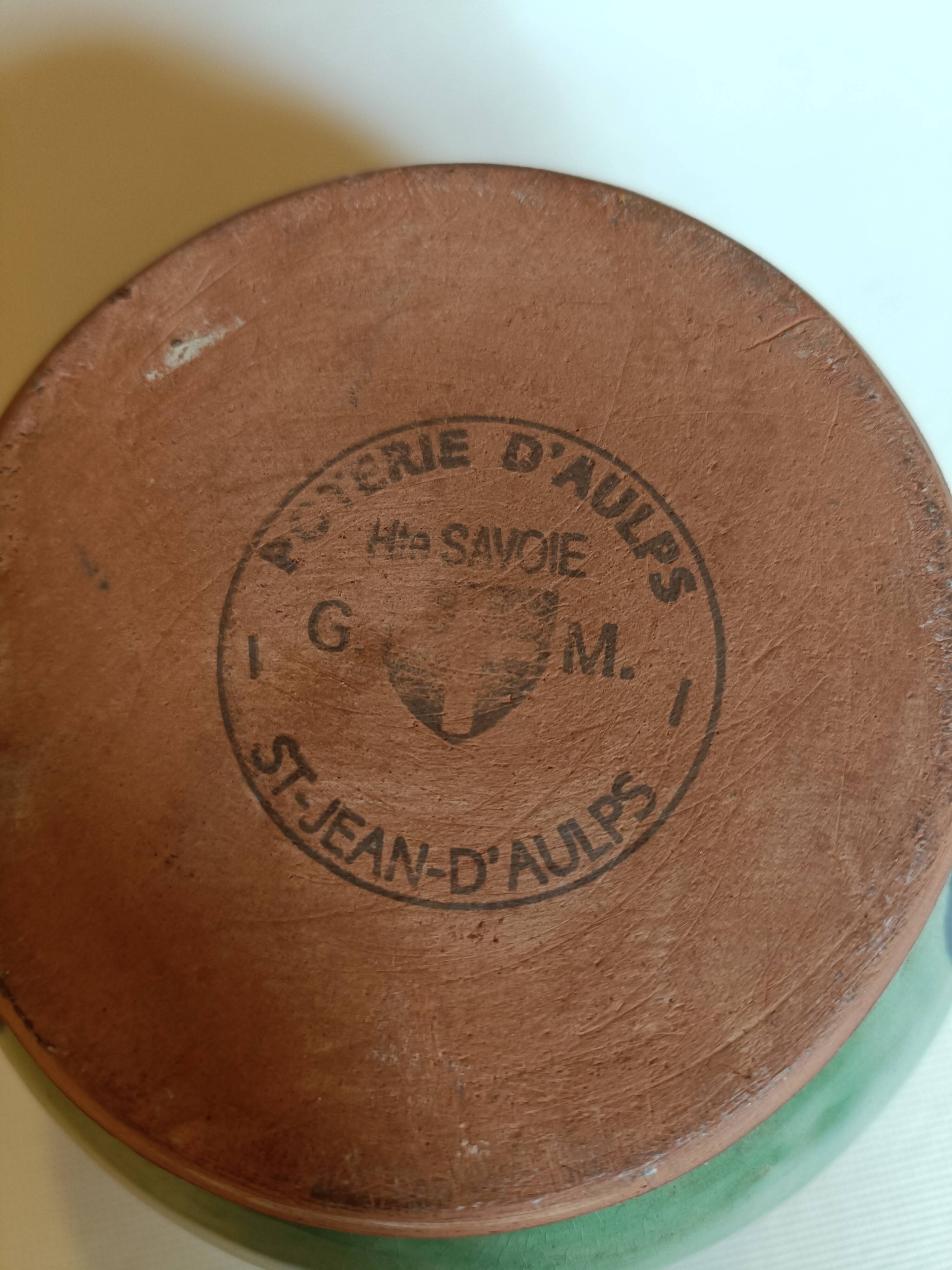 Aulps pottery trinket tray, Haute-Savoie