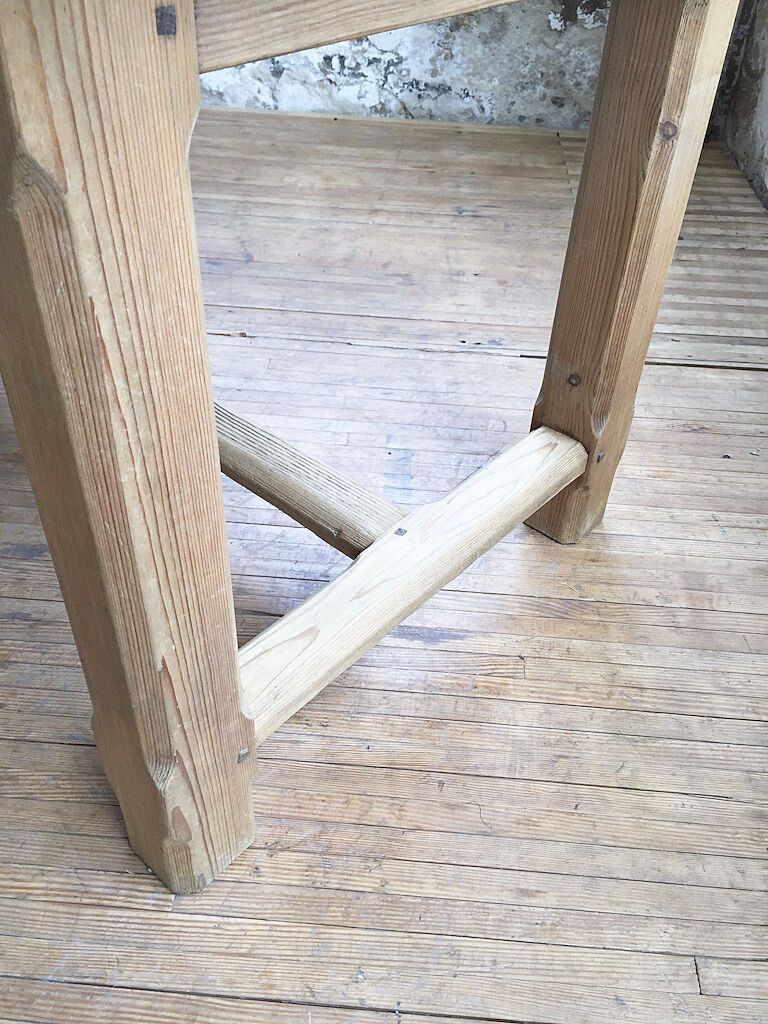Farm table / work in pine
