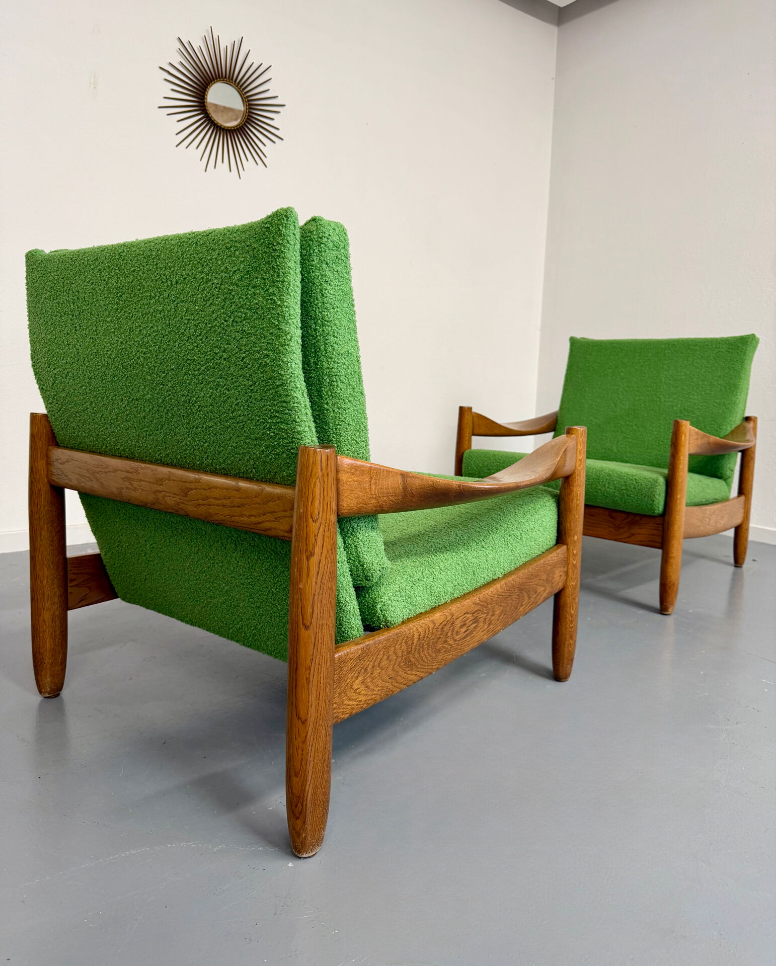 Lot of 2 vintage armchairs in solid oak with boucle fabric, Scandinavian design from the 70s.