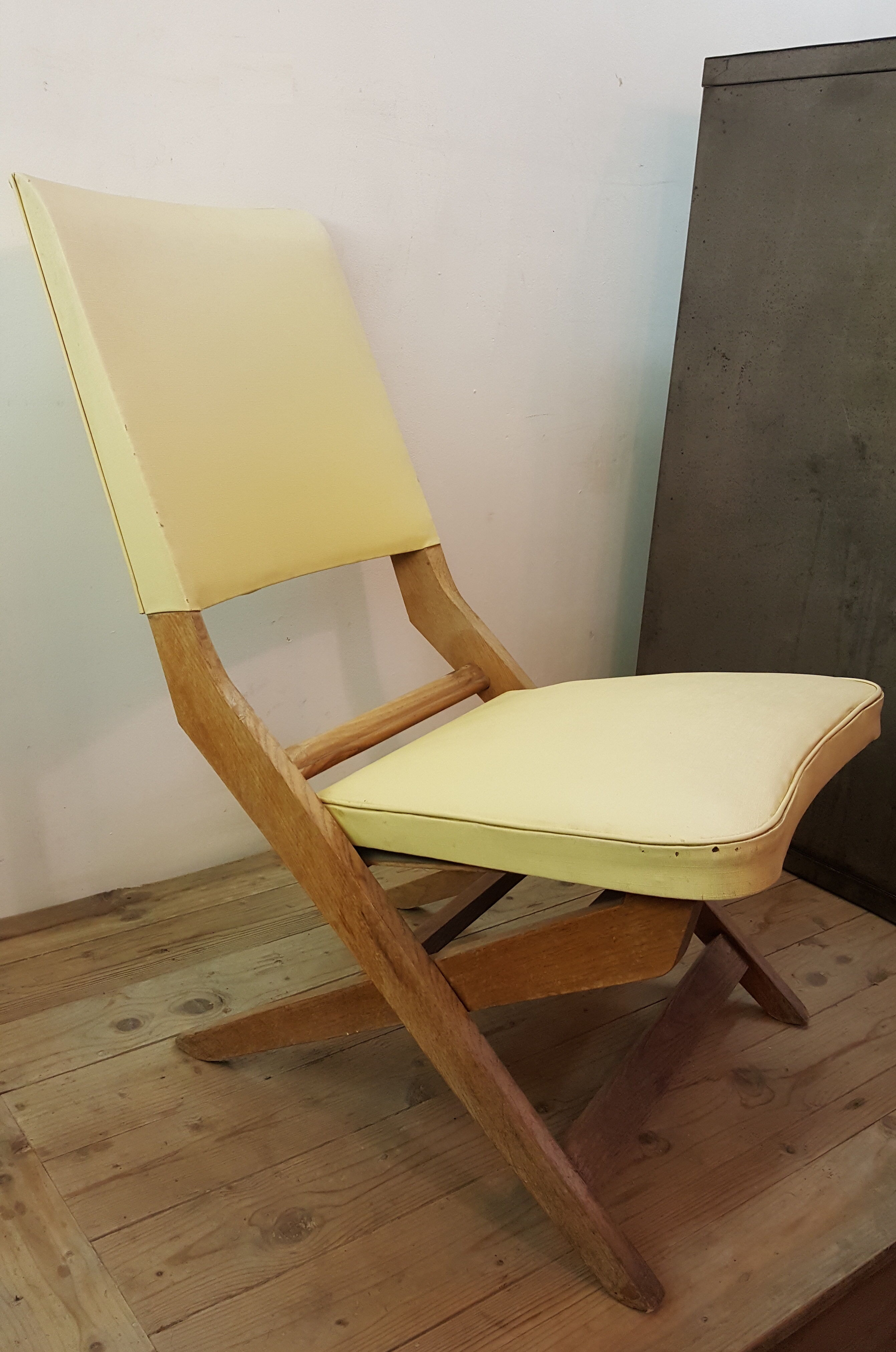 Chaise rétro