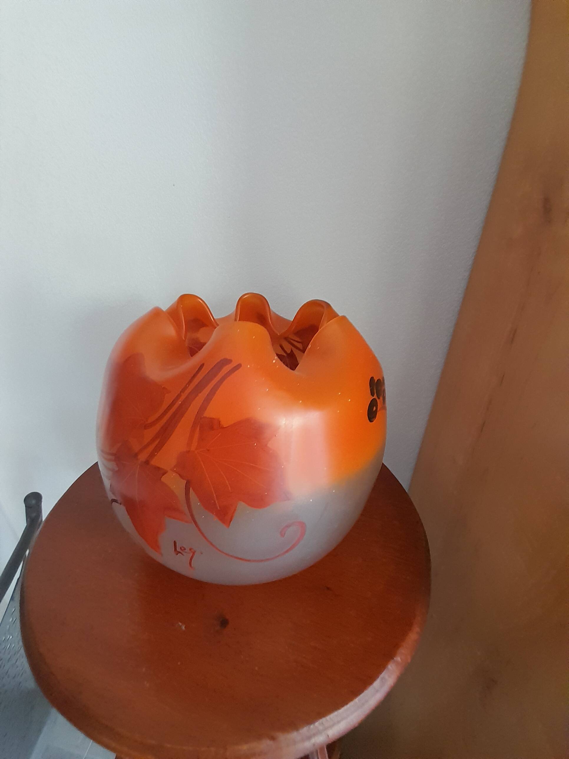 Vase boule Legras