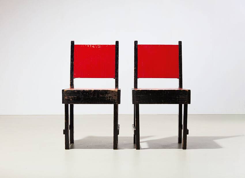 Rare paire de chaises de salle à manger modernistes des années 1930