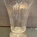 Vase on pedestal in cut crystal mid-twentieth century