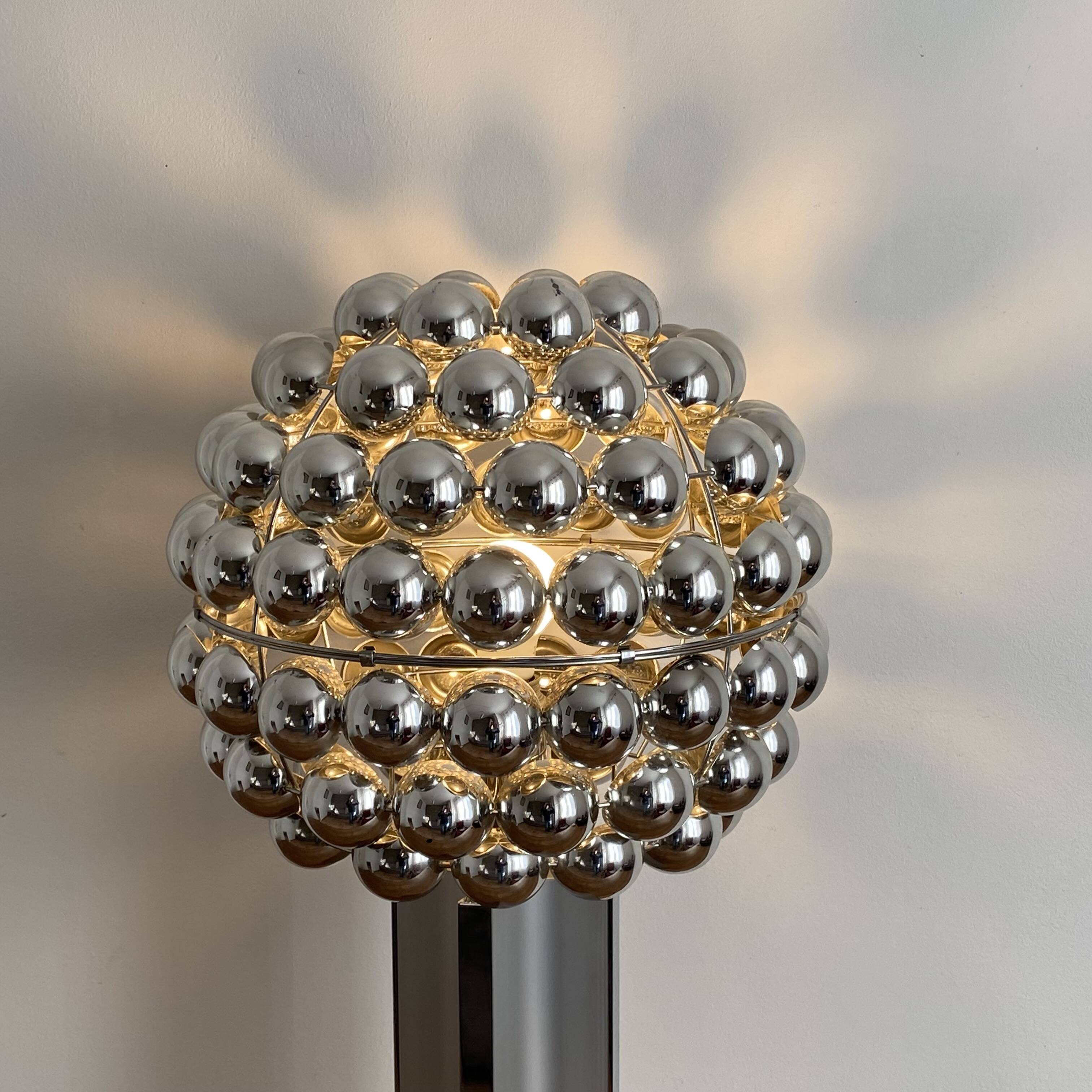 Large kinetic lamp, space age. 1970.