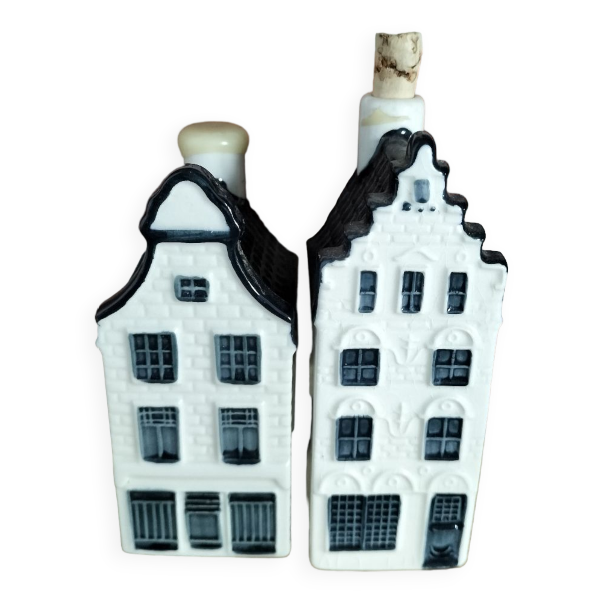 KLM miniature house