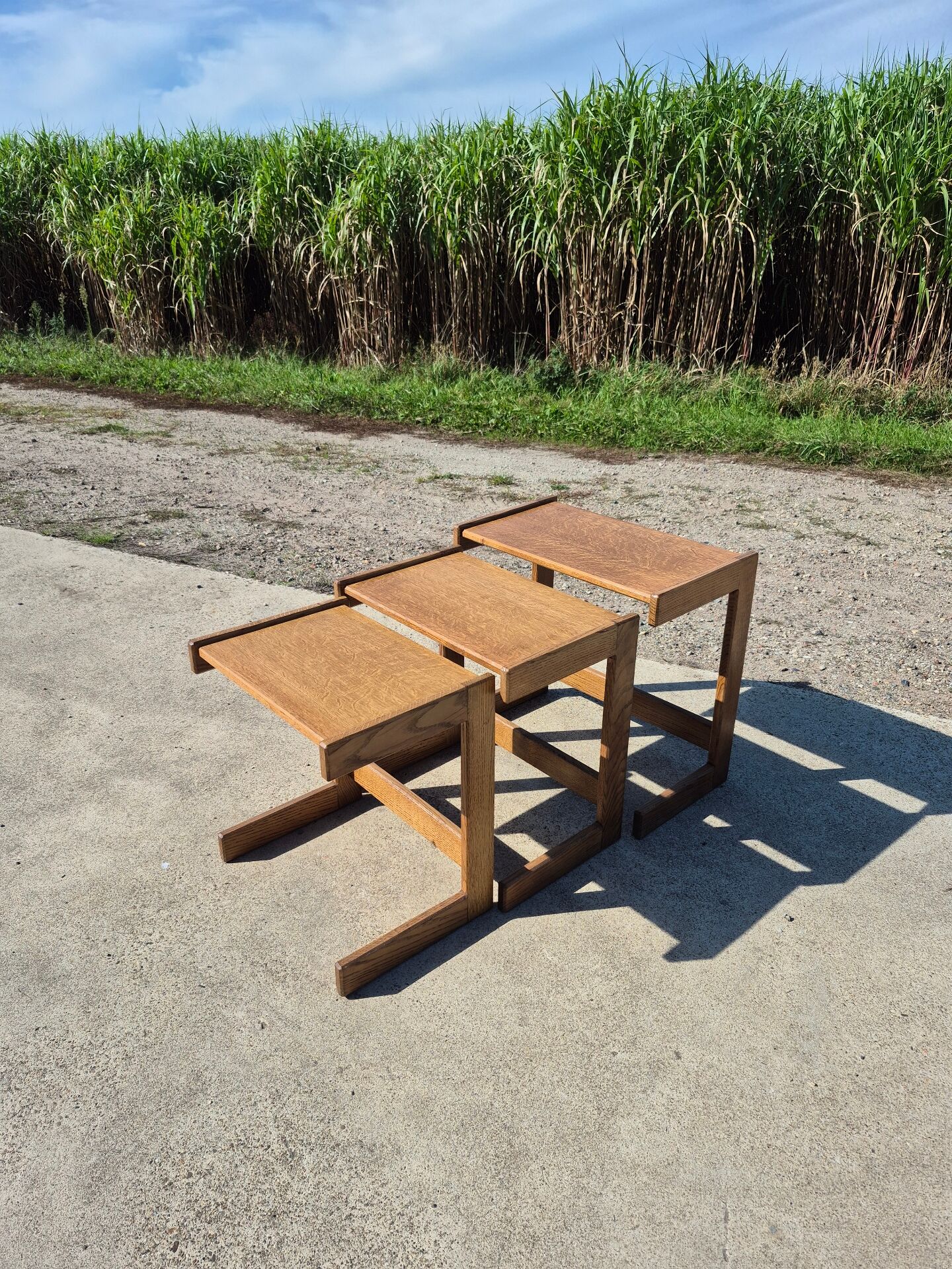 Set 3 nesting tables oak veneer 1970s brutalist