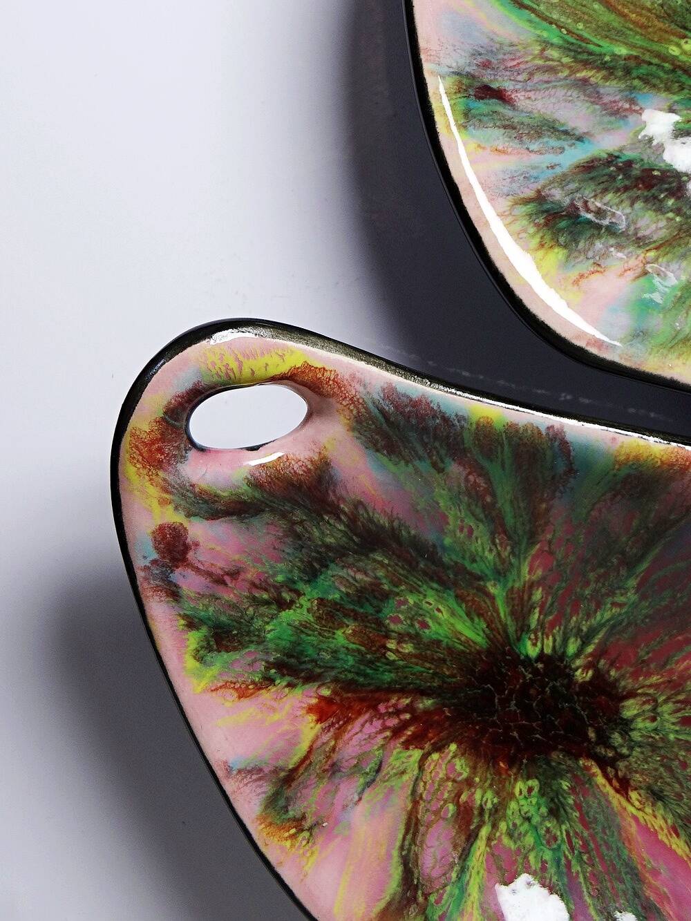 Pair of multicoloured glazed ceramic studio dishes, vintage 1960s.