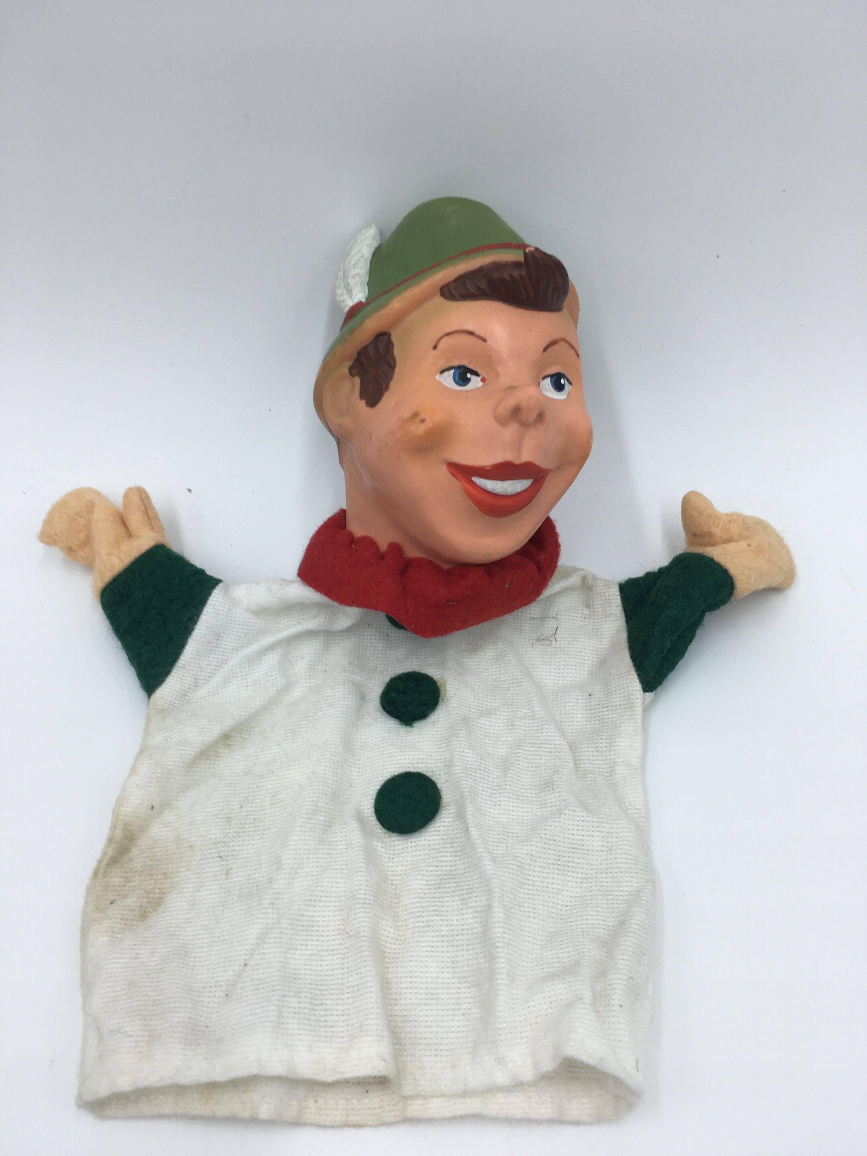 Children's theatre with puppets