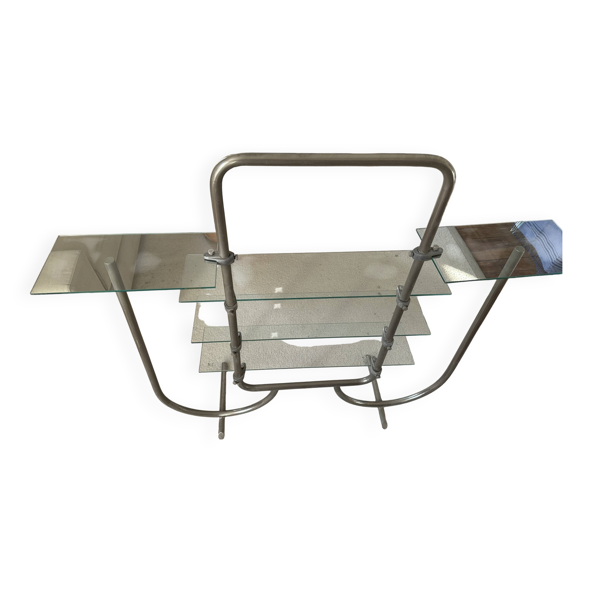Etagere