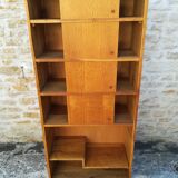 Buffet with sliding doors