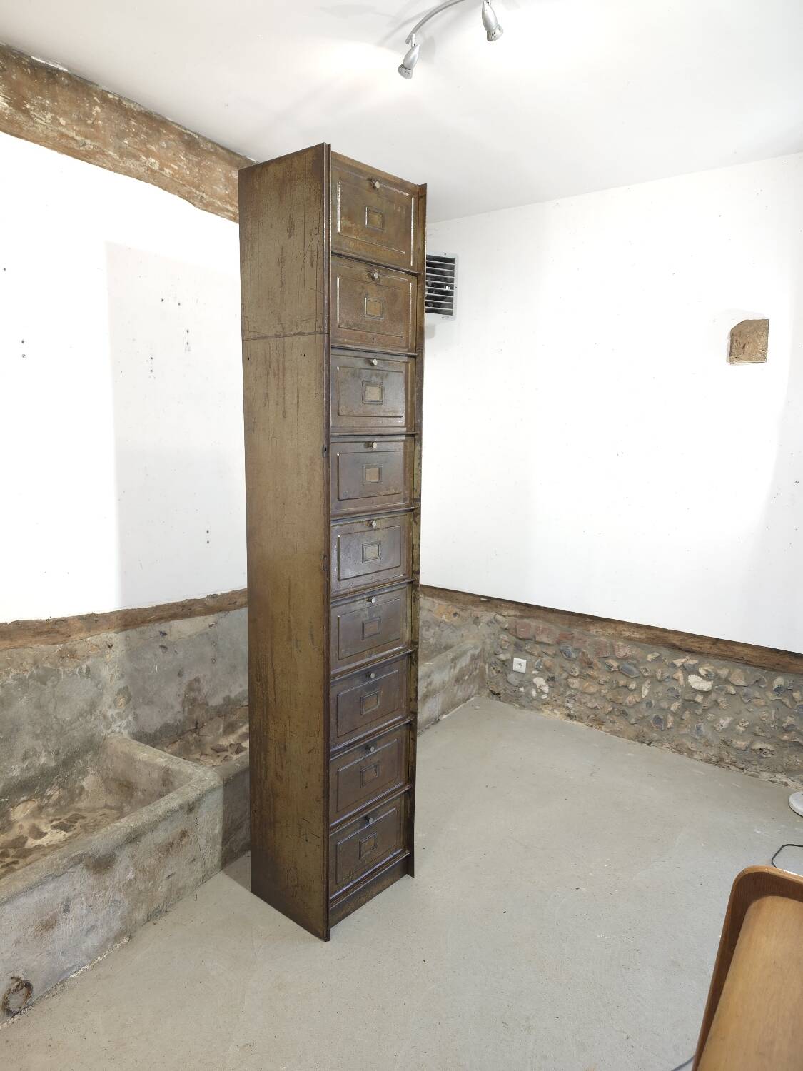 Large metal cabinet with flaps, Strafor or Ronéo style