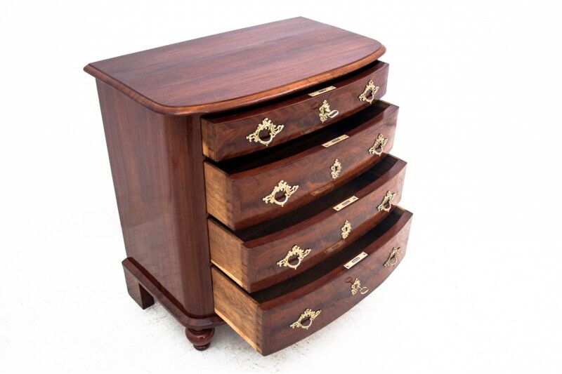 Chest of drawers, Northern Europe, 19th century. After renovation.