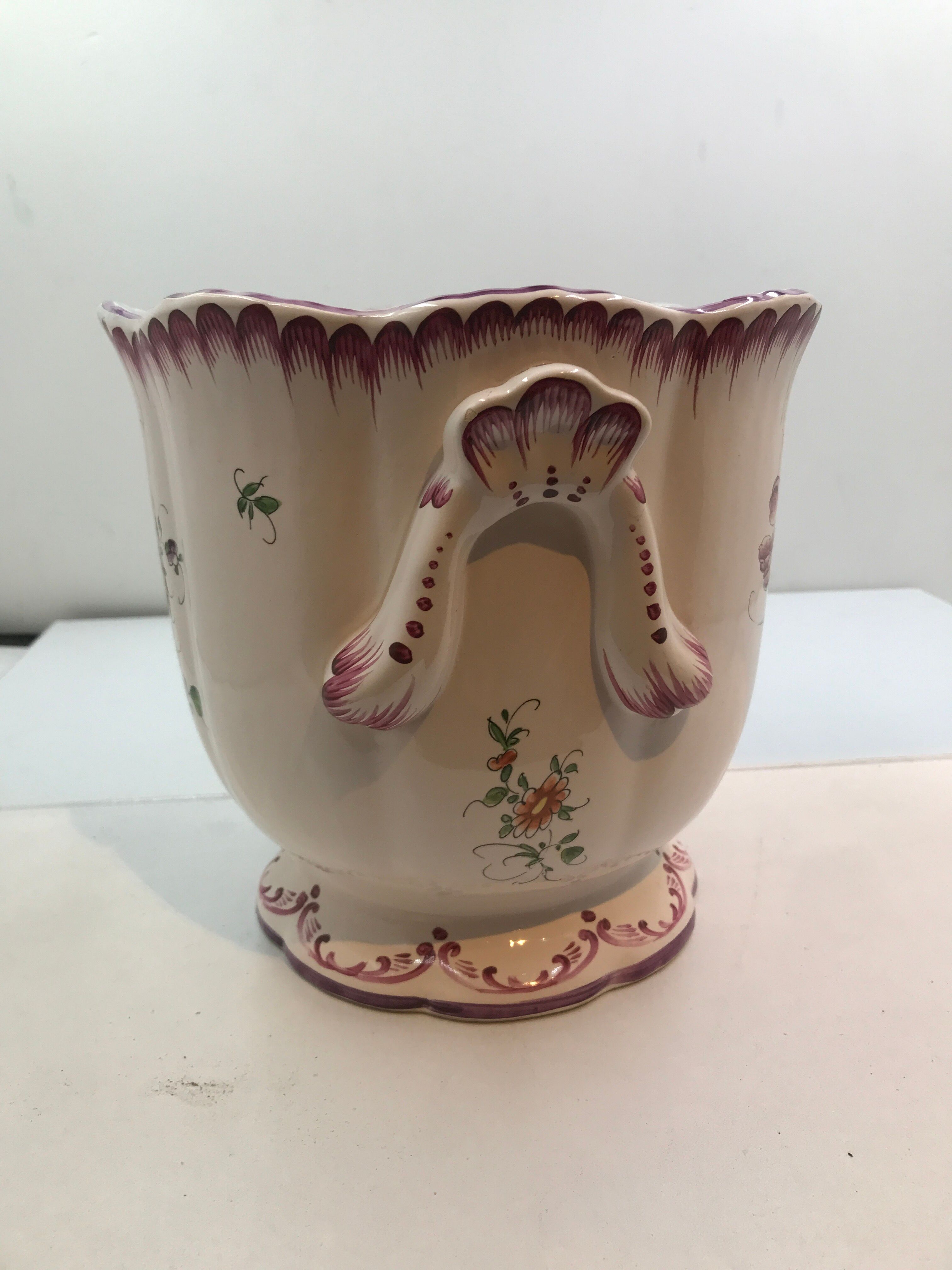 White earthenware pot cover