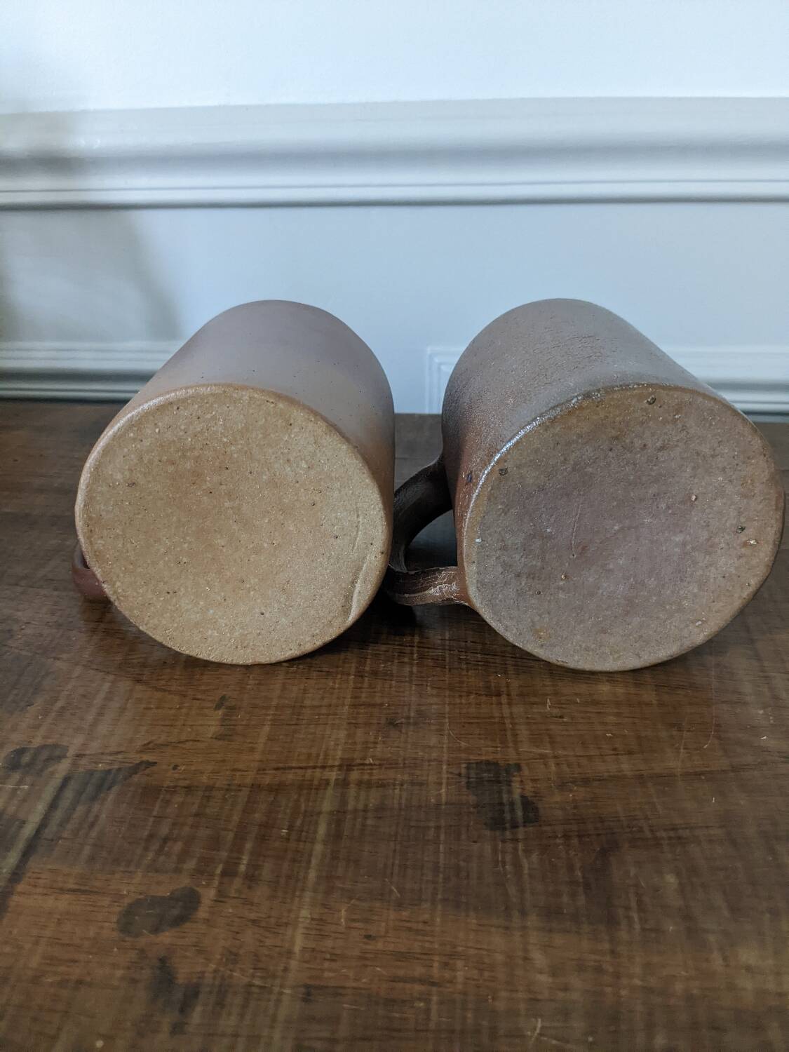 Pair of stoneware mugs