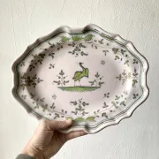Plat ovale chantourné en faïence de Martres-Tolosane, XIXe siècle