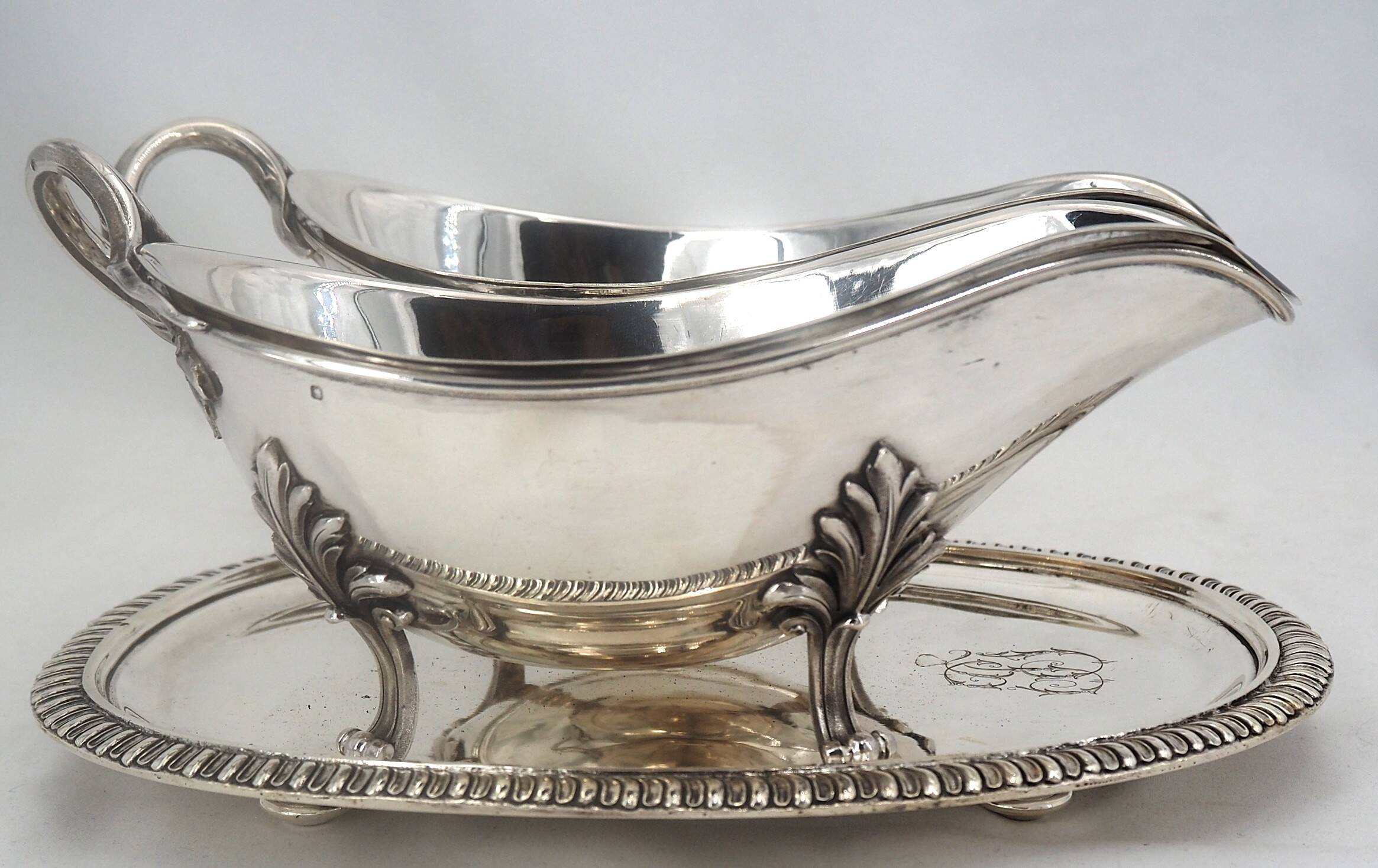 Idiot, double sauce boat + liners, Minerva silver, excellent condition, 19th century, 1.798 kg