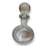 Wine carafe