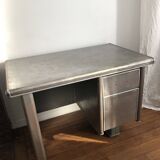 Roneo desk