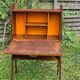 Petit secrétaire à abattant et sa chaise