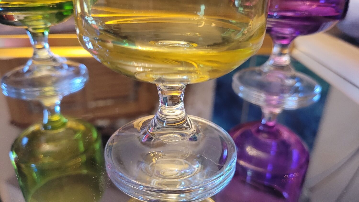 Verres à pied 70's