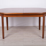 Table à manger ovale en teck du milieu du siècle d’Elliots of Newbury, années 1960