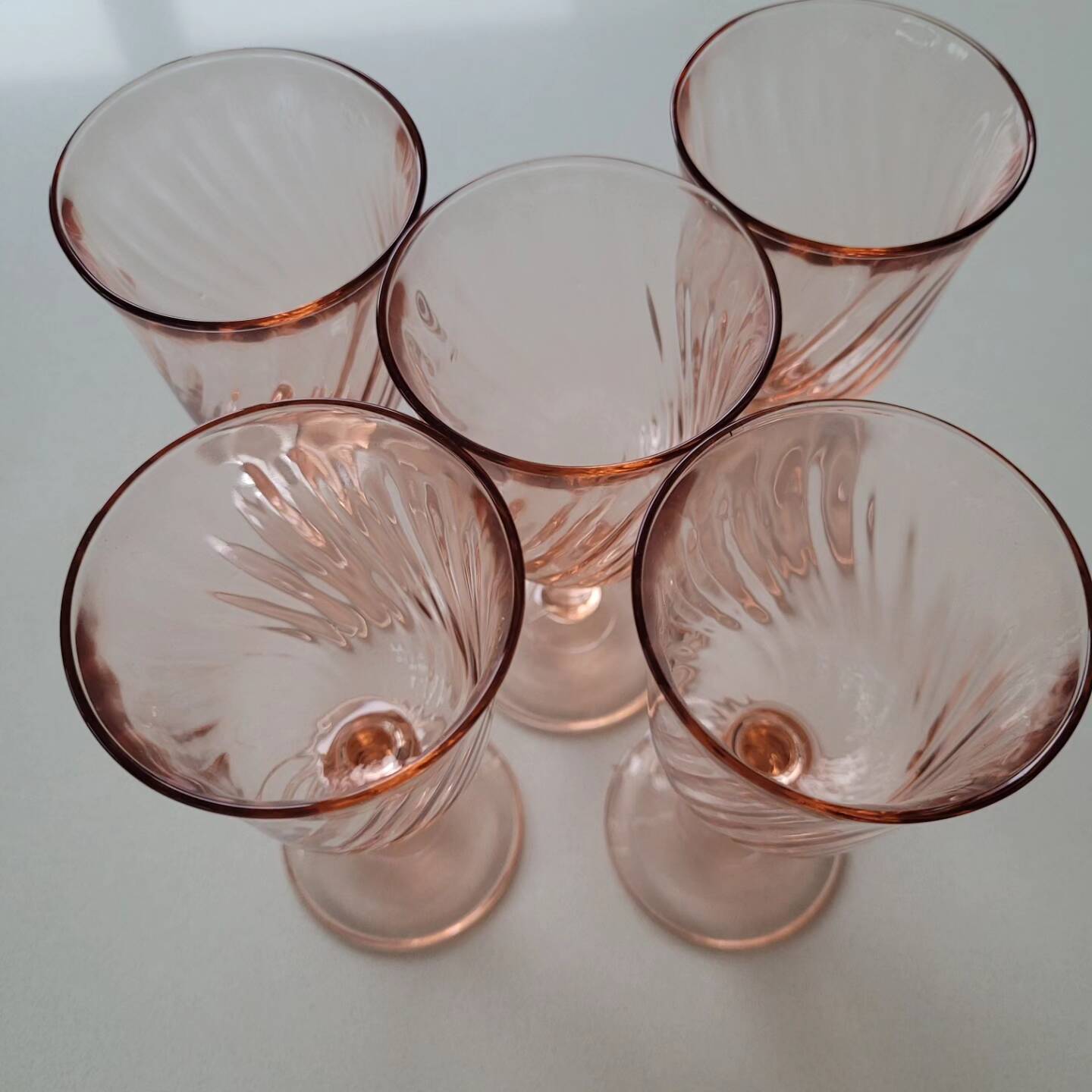 5 verres à pied Rosaline
