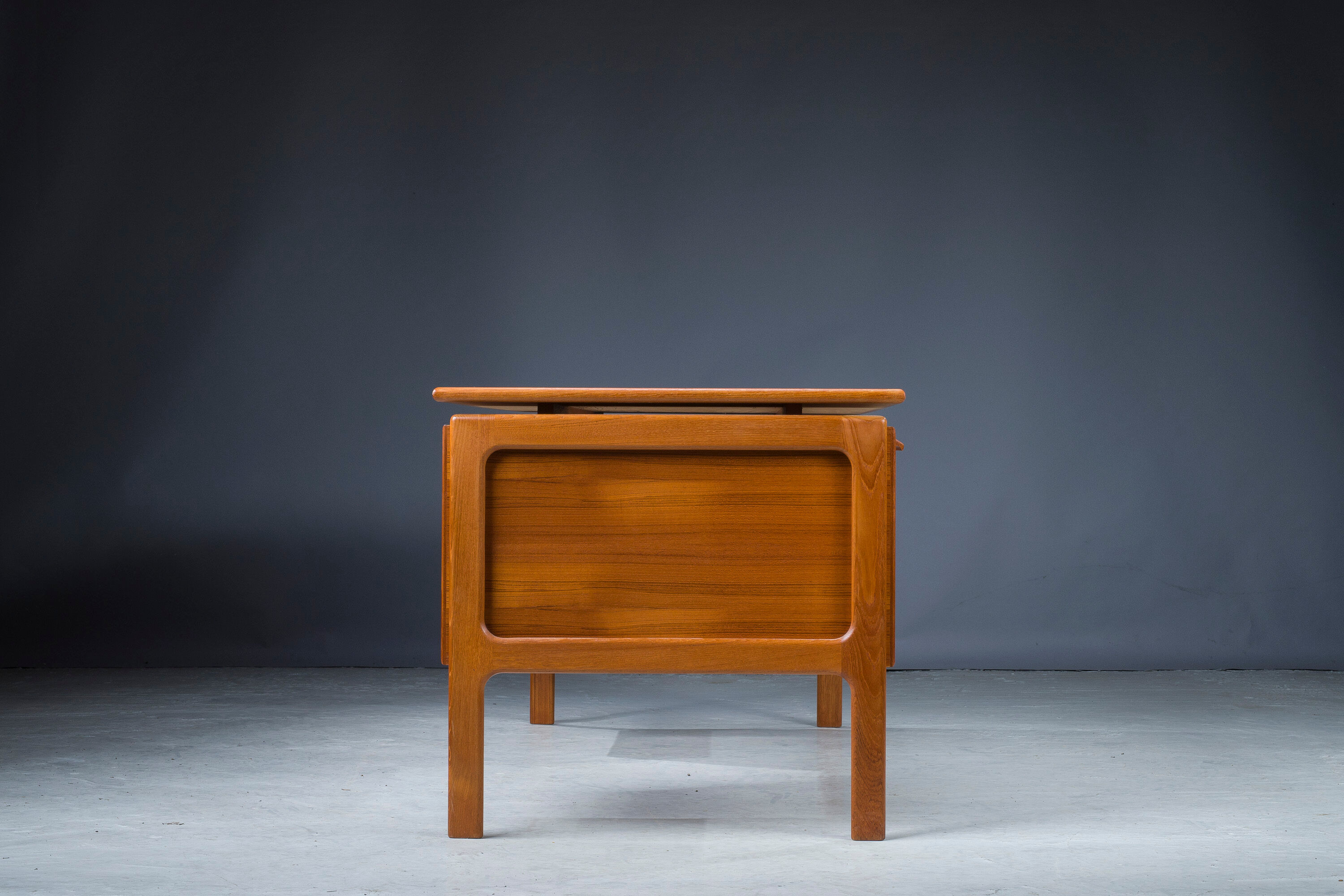 Mid-Century Teak Desk from Gv Møbler, 1960s