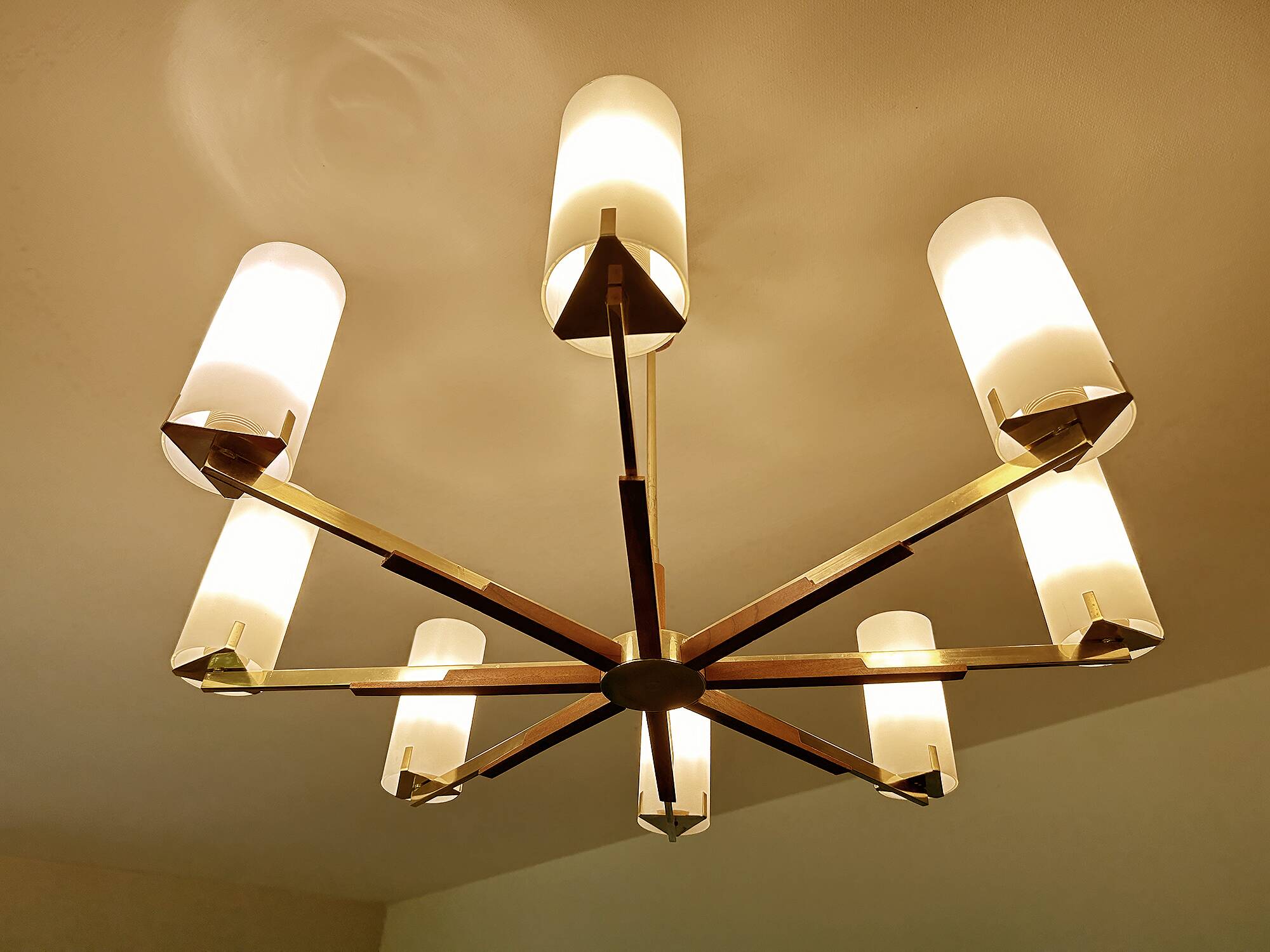 Grande suspension scandinave, teck, laiton et verre