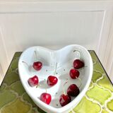 Heart-shaped fruit drainer dish