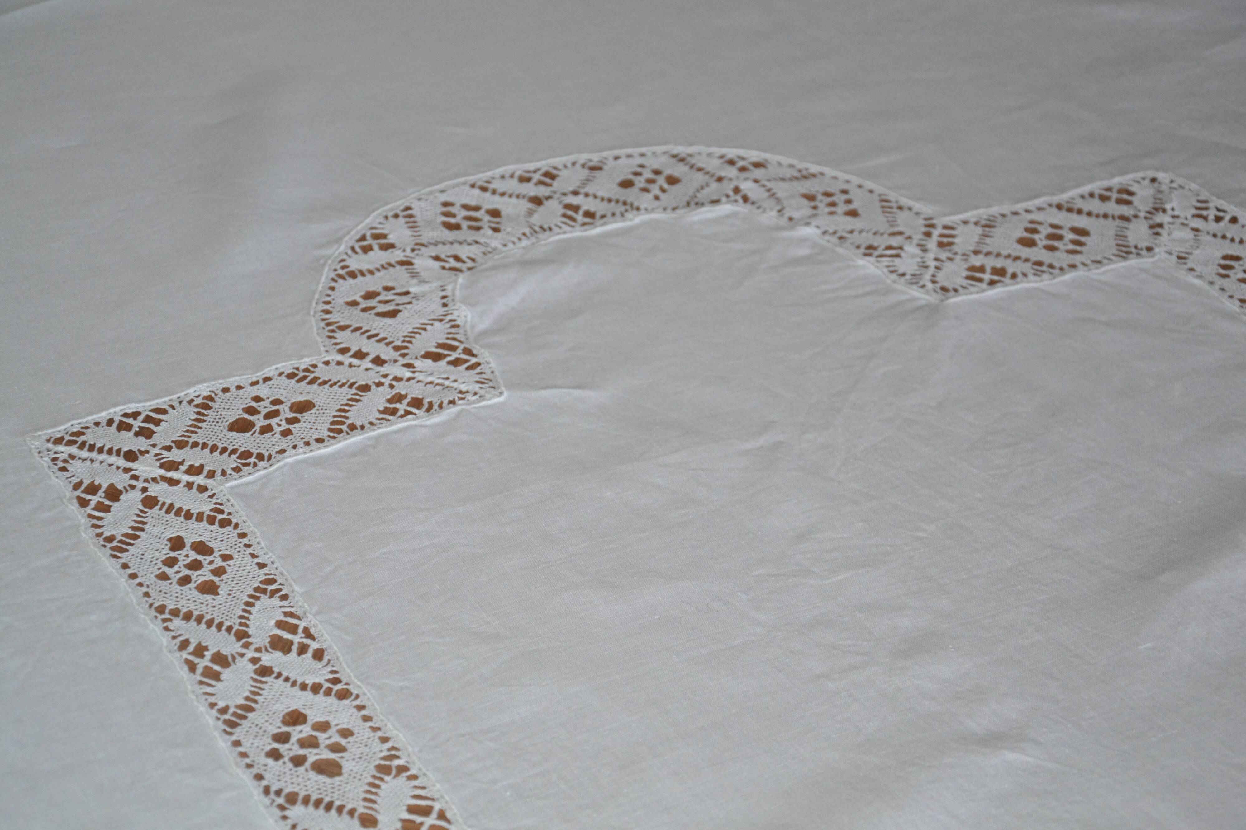 White linen tablecloth with embroidery 181cm/261cm