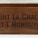 Old wooden grocery box