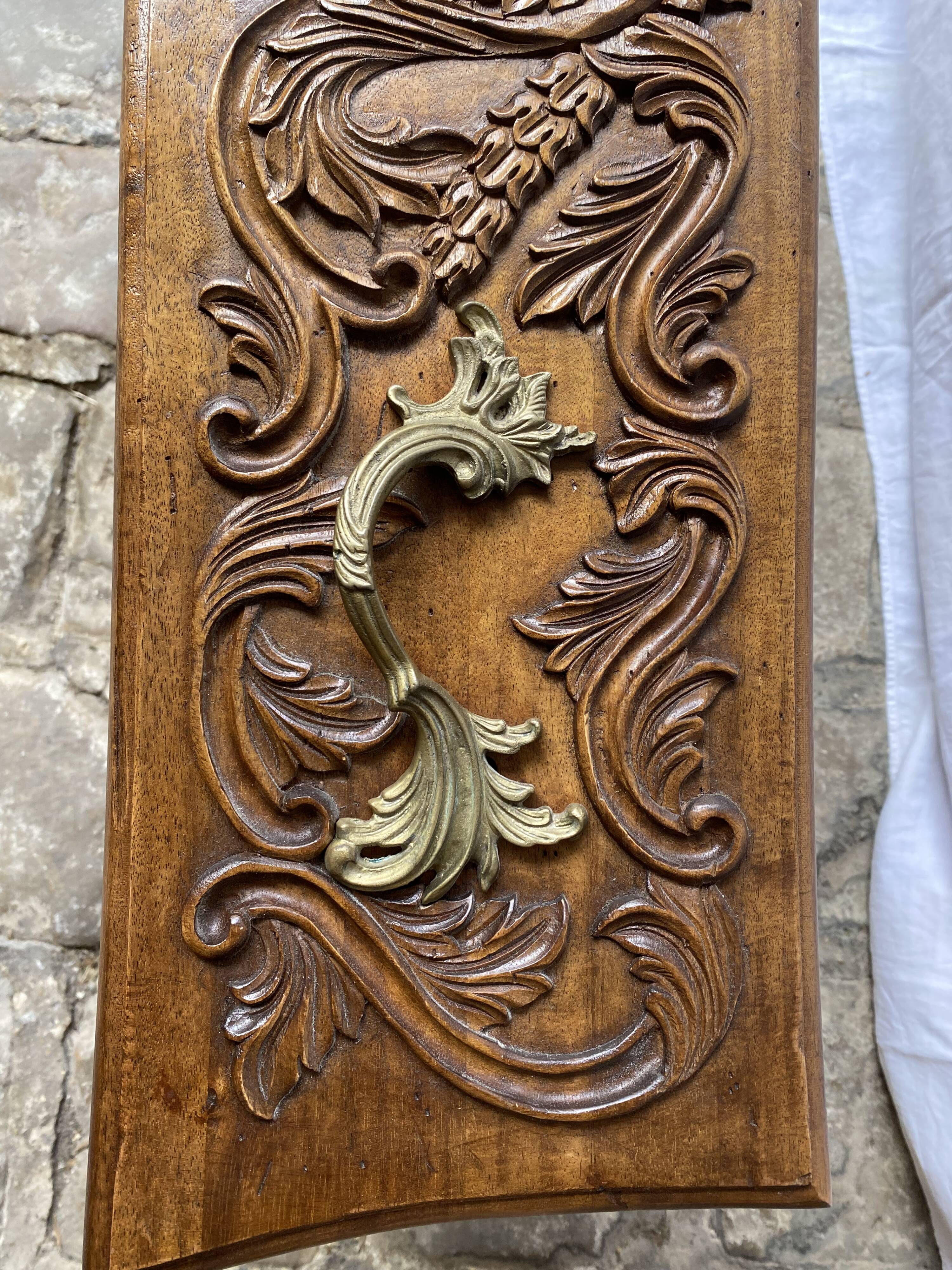 Nîmes style walnut chest of drawers