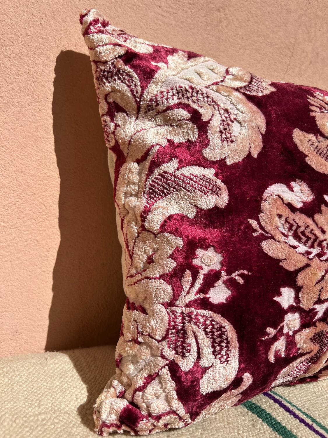 Velvet cushion 40x60cm