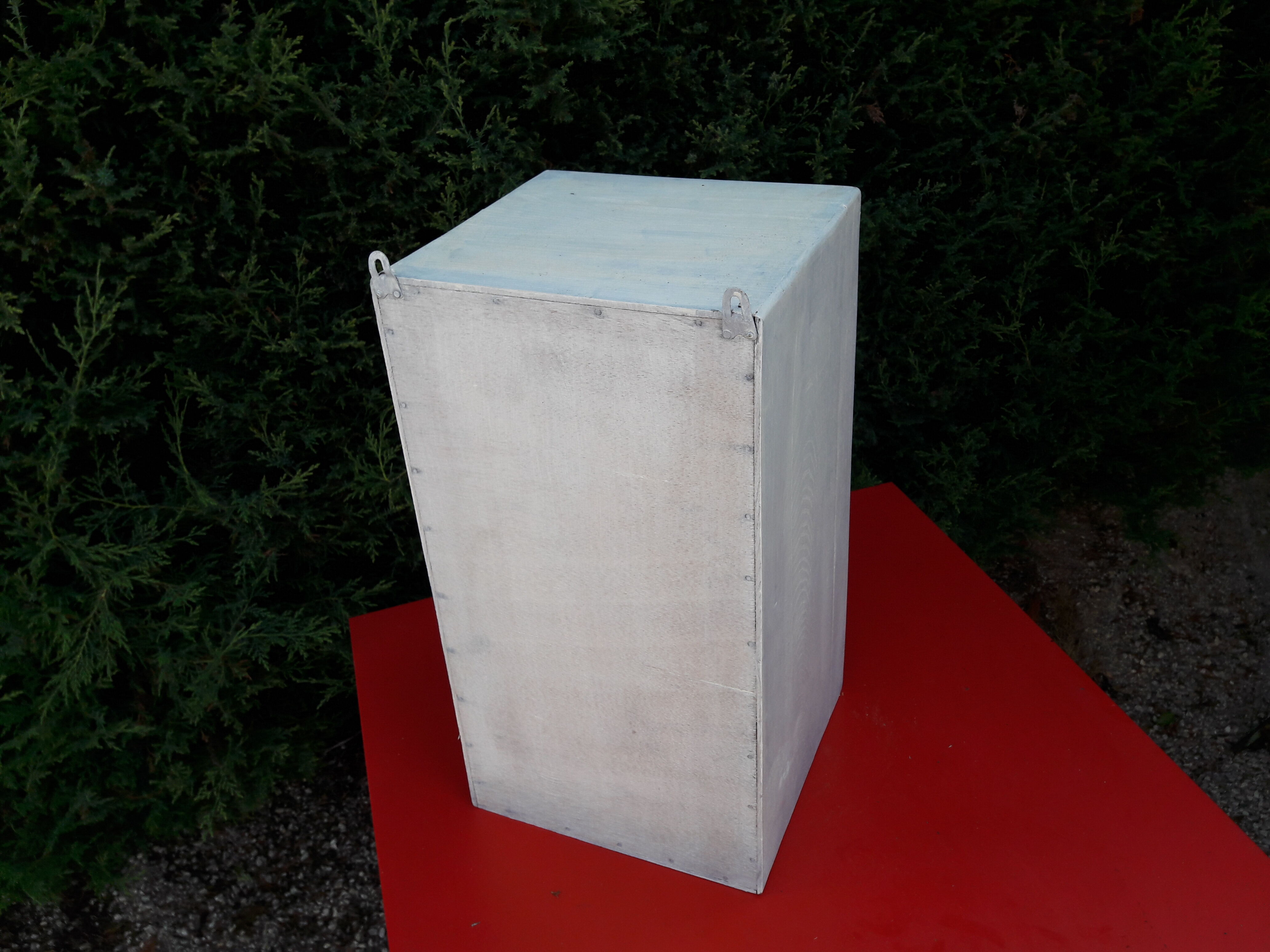 Armoire a pharmacie en bois