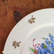 Plat en porcelaine myosotis